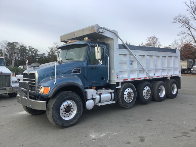2003 Mack CV713 10x4 Quad/A Dump Truck