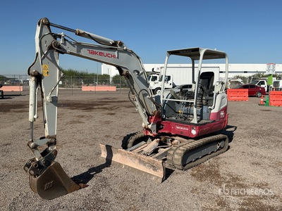 2020 Takeuchi TB240 Mini Excavadora