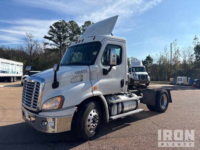 CAMIóN 2016 FREIGHTLINER