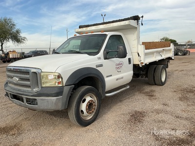 2005 Ford F-450 4x2 Kiepwagen