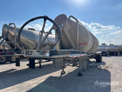 2006 LBT 1000 cft T/A Pneumatic Bulk Trailer