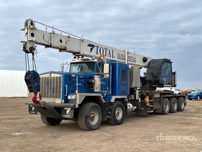 Manitex T4596 89990 lb Straight Boom on 2012 Kenworth C500 10x6 Twin-Steer Sleeper Kranwägen