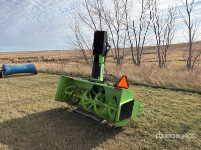 Schulte SDX-102 8 ft Rear Mounted Sneeuw blazer