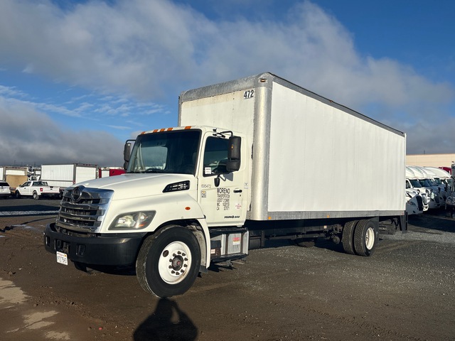 2015 Hino 268 4x2 Van Truck