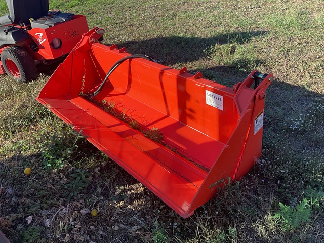 2025 Land Pride CB1072 72 in Multi-Purpose Ag Tractor Bucket