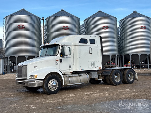 2HSCEAPR55C158107 International 9200 Photo 1