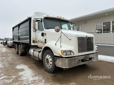 2007 International Grain Truck