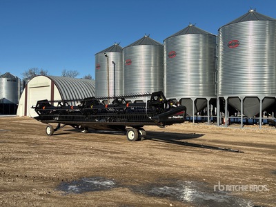 2012 MacDon D60-S 36 ft Draper Combine Header