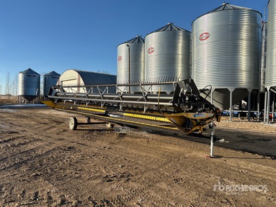 New Holland 94C 36 ft Draper Combine Header