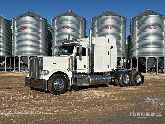 388 2011 Peterbilt