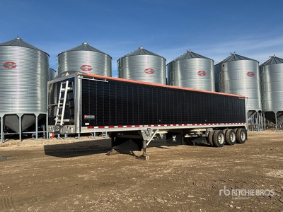 2018 Wilson 45 ft Tri/A 穀物用トレーラー