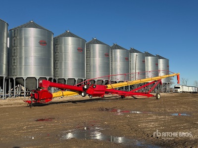 2013 Westfield MKX 130-94 13 in x 91 ft Swing Grain Auger