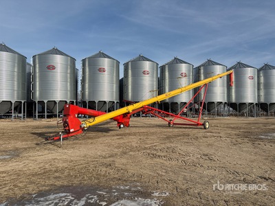2008 Westfield MK 130-71 13 in x 71 ft Swing Grain Auger