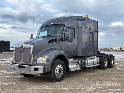 2020 Kenworth T880 6x4 T/A Sleeper Truck Tractor