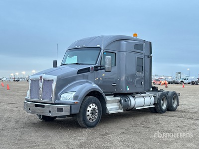 2020 Kenworth T880 6x4 T/A Sleeper Truck Tractor