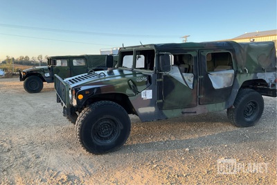 1992 AM General M1097 HMMWV 4 Door Soft Top w/Truck Body