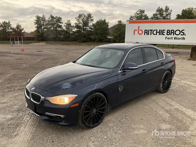 2012 BMW 328i 自動車