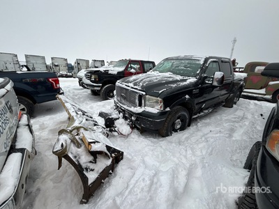 2006 Ford F-350 Lariat 4x4 Crew Cab Pickup