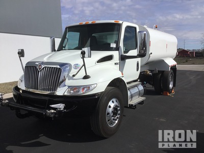 2019 International MV607 2000 gal 4x2 Water Truck