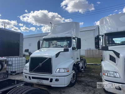 2018 Volvo VNM200 6x4 T/A Day Cab Truck Tractor
