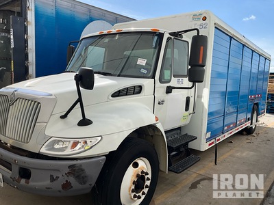 2007 International 4300 4x2 12 Bay Beverage Truck