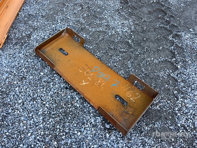 GIYI S10 Skid Steer Attachment Mounting Plate