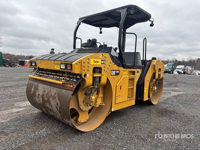 2018 Cat CB13 Double Drum Roller