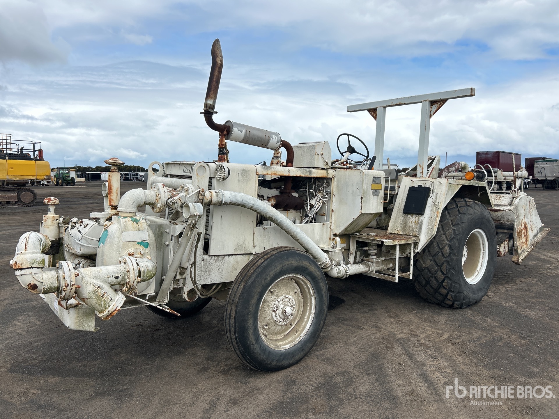 Rex HD S E 4x2 Ride-On Road Stabilizer