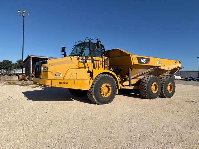 2015 Cat 745C Articulated Dump Truck