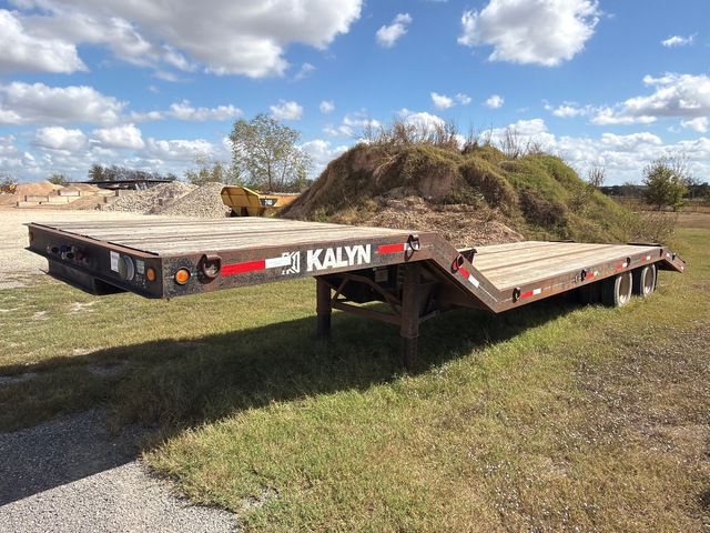 1993 Kalyn LP40 35 ft T/A Equipment Trailer