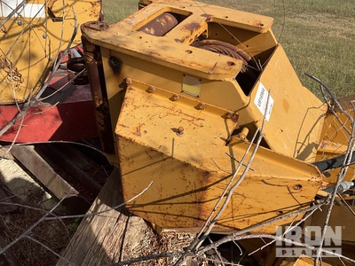 Paccar PA140 Crawler Tractor Winch