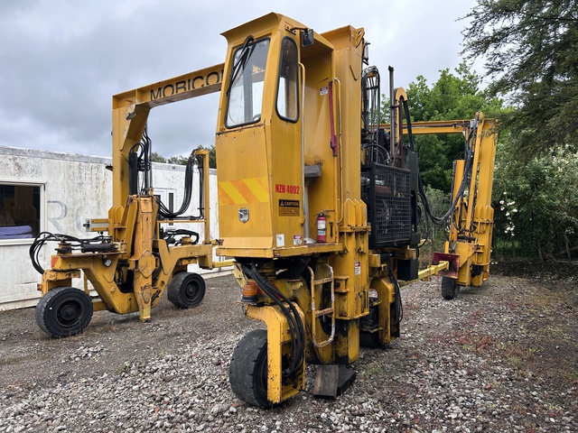 Mobicon MS3340 33000 kg Container Handler Mobicon MS3340 33000 kg Container Handler