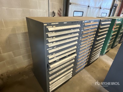 Quantity of (3) Werkzeugschrank