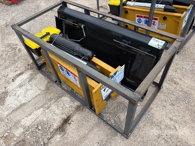 2026 AGT SSHH680 Brise-roche pour chargeuse à différentiel (Unused)