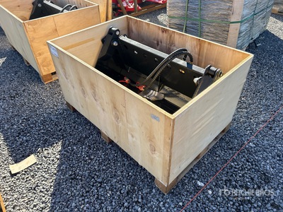 2026 AGT M-4IN1BCT 40 in Multi-Purpose Mini Skid Steer Bucket (Unused)