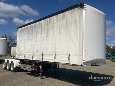2007 MaxiTrans 7200 mm Tri/A Turntable B-Double Lead Curtain Side Trailer