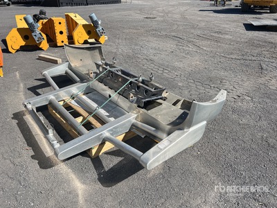 2014 Kenworth K200 Bull Bar