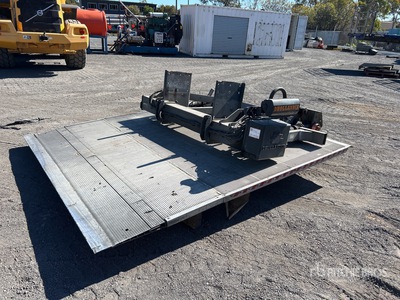 Dhollandia Tailgate Lift