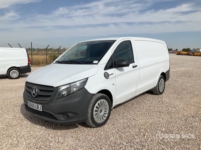 2019 Mercedes-Benz eVito Electric Furgone cargo
