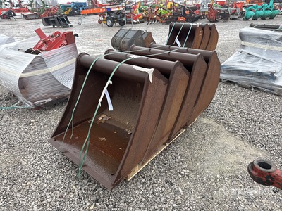 Quantity of (4) Bucket