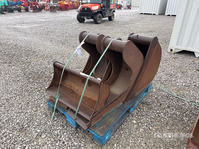 Quantity of (5) Bucket