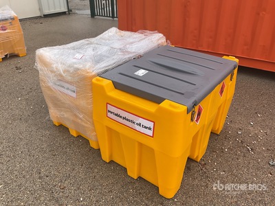 Quantity of (2) 2025 KUL DL480 Plastic Réservoir de carburant (Unused)