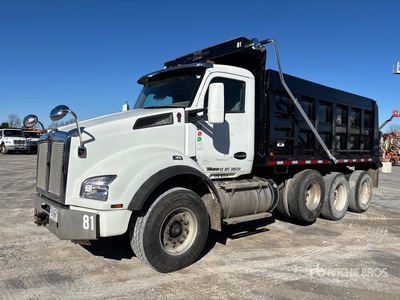 2015 Kenworth T880 8x4 を見 Dump Truck