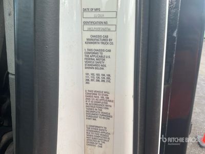 2015 Kenworth T880 Tri/A Dump Truck