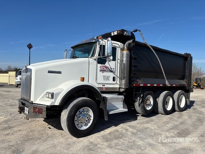 2007 Kenworth T800 8x4 Autocarro ribaltabile 3 assi