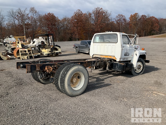 CAMIóN CHASIS 1986 FORD F700