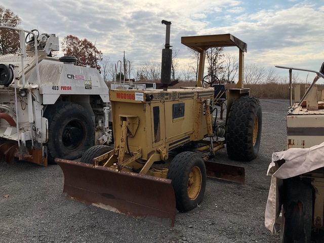 1985 Huber M850A Maintainer