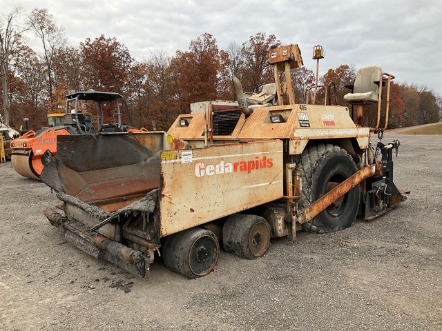1995 Cedarapids CR451 Wheel Asphalt Paver
