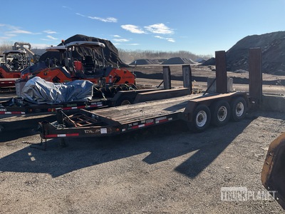2004 Trail King TK18 20 ft Tri/A Equipment Trailer