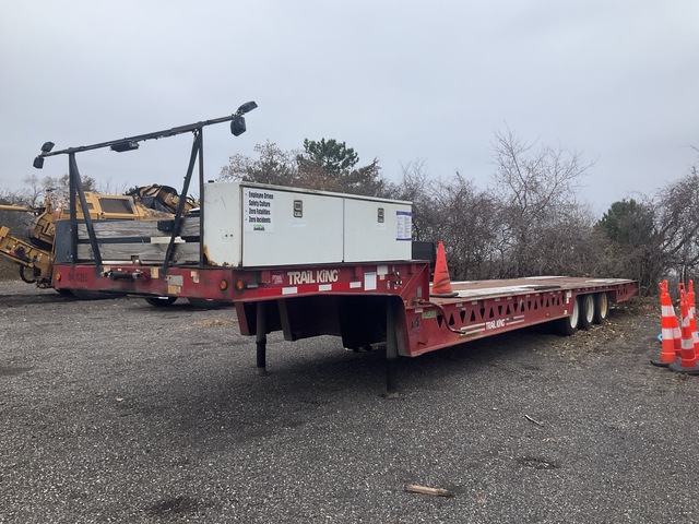 2001 Trail King TK110HT-503 50 ft Tri/A Single Drop Hydraulic Tail Trailer